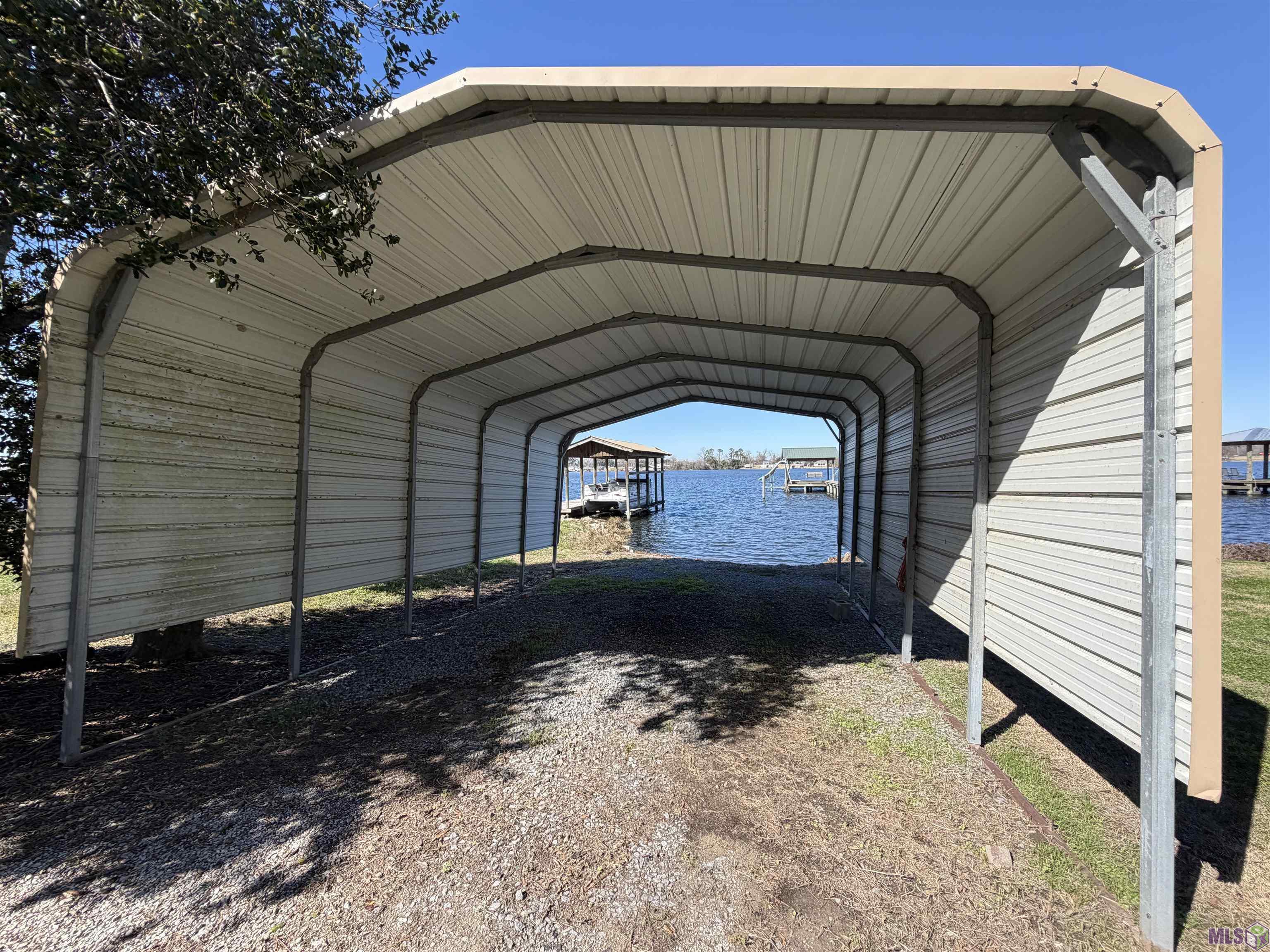 9095 Island Road Ventress, LA 70783 - Photo 4 of 31