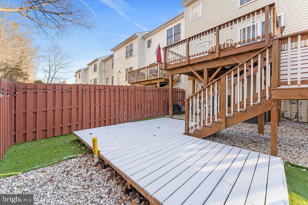 10335 Citation Way Ruther Glen, VA 22546 - Photo 41 of 47 a view of a wooden deck