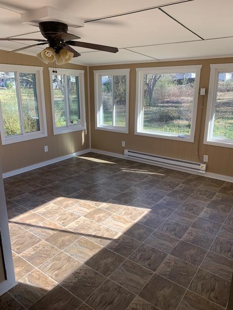 734 Julian Road Chattanooga, TN 37421 - Photo 4 of 11 Sunroon with thermostat controlled heat
