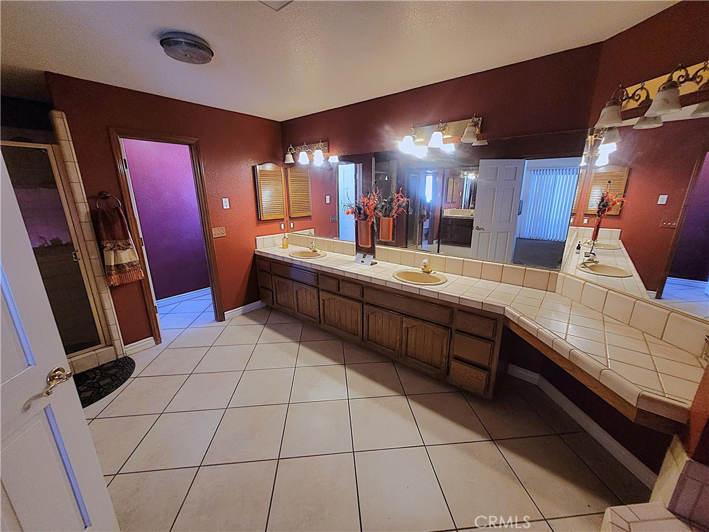 13889 Olathe Road Apple Valley, CA 92307 - Photo 31 of 39