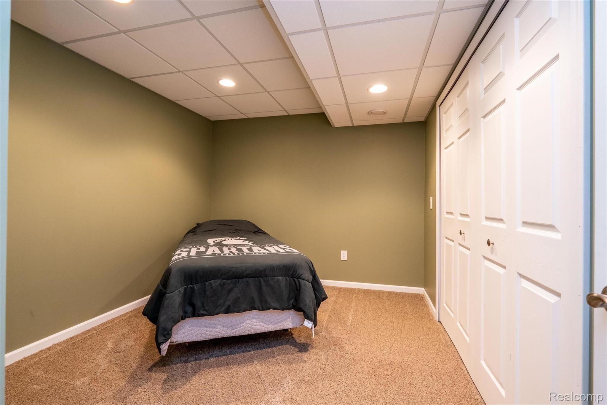16059 Moore Park Road Macomb, MI 48044 - Photo 39 of 54 16059 Moore Park Rd (41 of 55).jpg