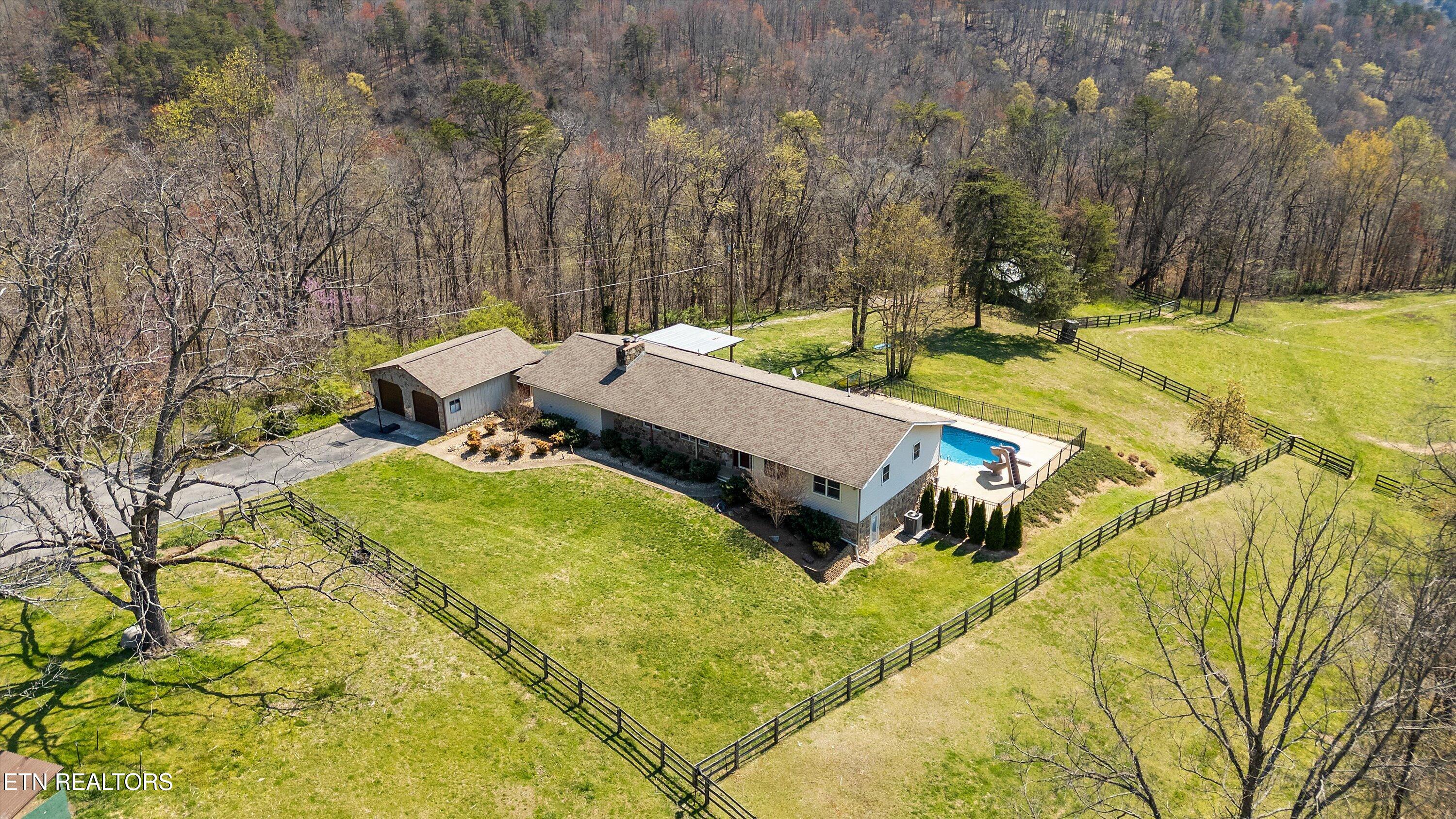 384 Stephens Road Rocky Top, TN 37769 - Photo 42 of 59 IMG_9823