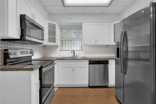 $549,000 | 411 Northwest 53rd Avenue, Miami, FL 33126