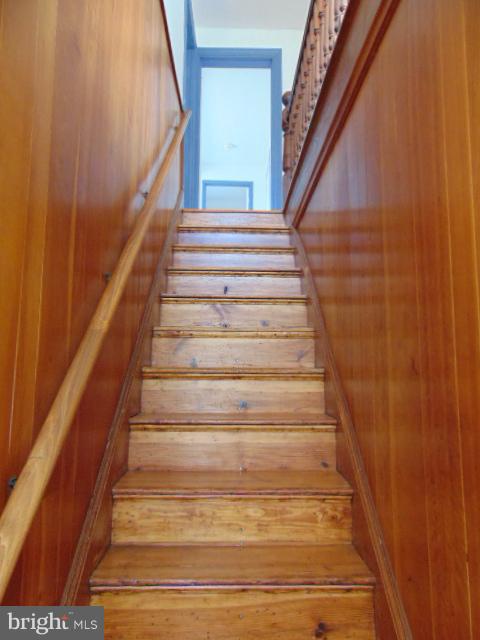 22000 Clarksburg Road Boyds, MD 20841 - Photo 21 of 25 stairs to upper level