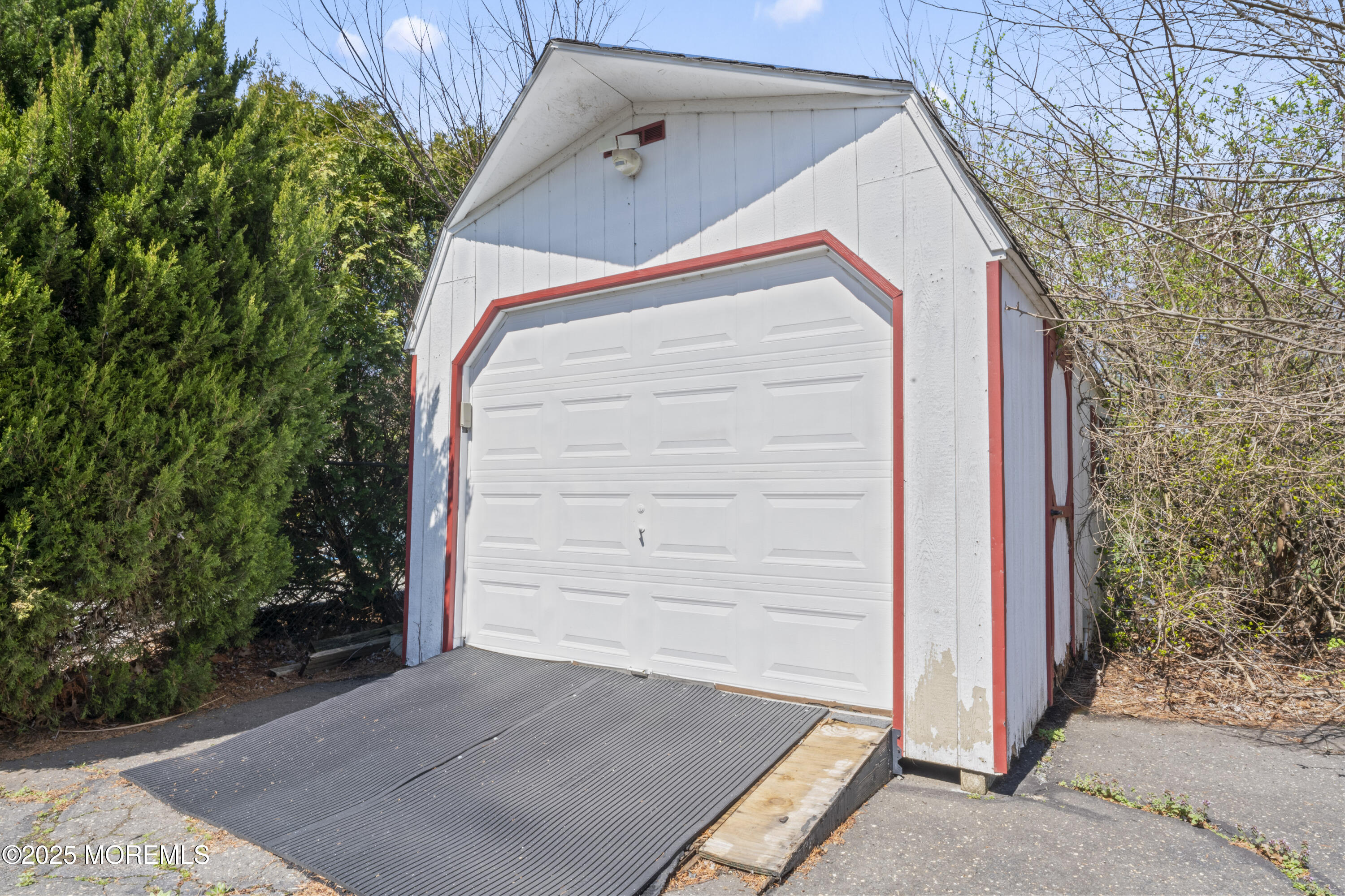 96 Gordons Corner Road Manalapan, NJ 07726 - Photo 19 of 20 22