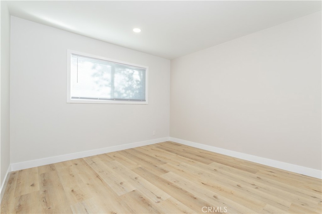 9320 Rhea Avenue Northridge, CA 91324 - Photo 14 of 16 Secondary bedroom