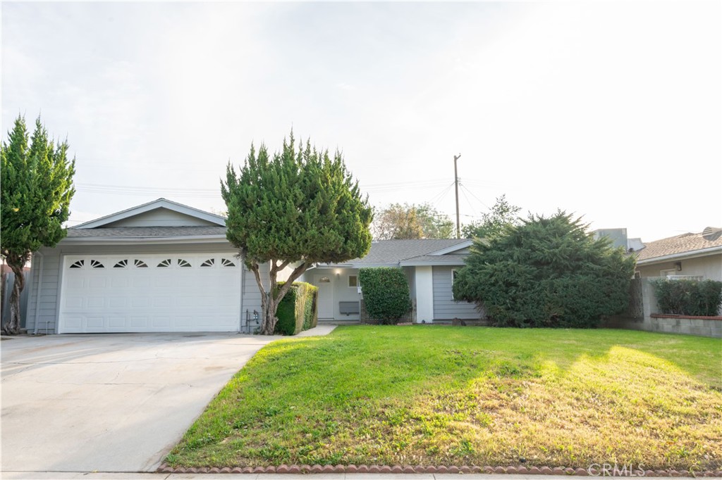 9320 Rhea Avenue Northridge, CA 91324 - Photo 2 of 16 Exterior