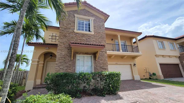 $4,300 | 8780 Southwest 223rd Terrace, Unit 8780, Cutler Bay, FL 33190