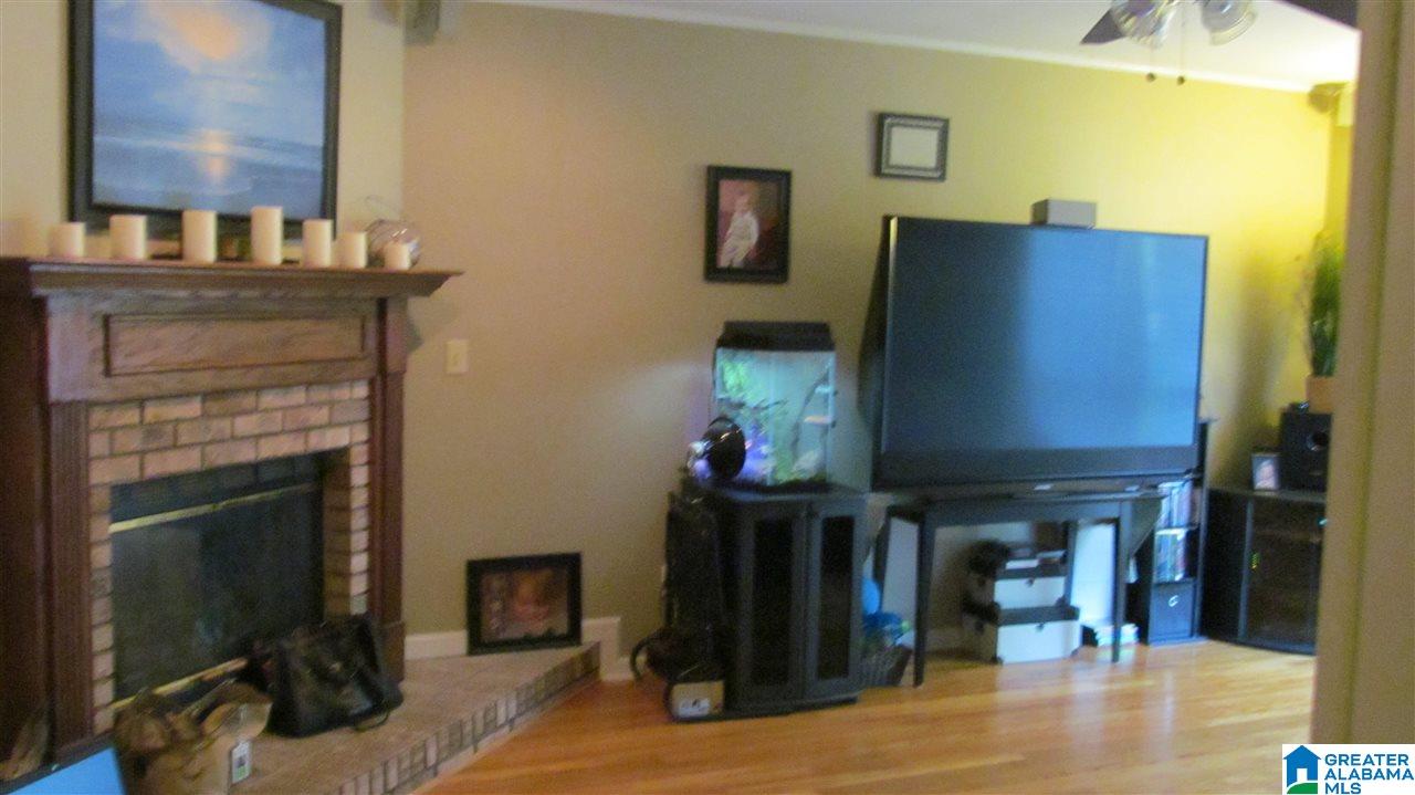 927 Falling Star Lane Alabaster, AL 35007 - Photo 3 of 18
