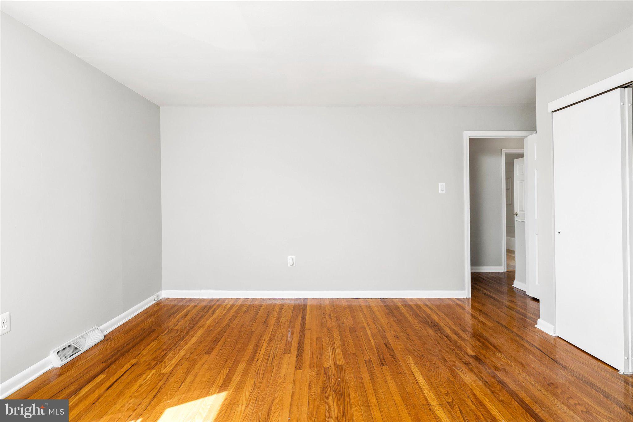 745 Woodlane Road Beverly, NJ 08010 - Photo 14 of 28 Master Bedroom