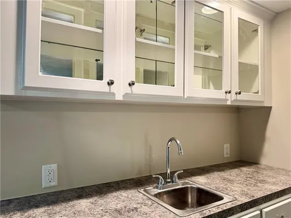 $349,999 | 106 Woodcreek Loop, Pineville, LA 71360