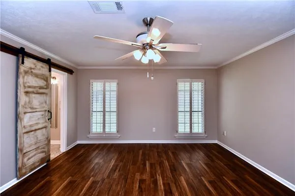 $349,999 | 106 Woodcreek Loop, Pineville, LA 71360