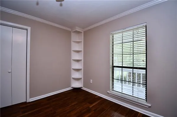 $349,999 | 106 Woodcreek Loop, Pineville, LA 71360