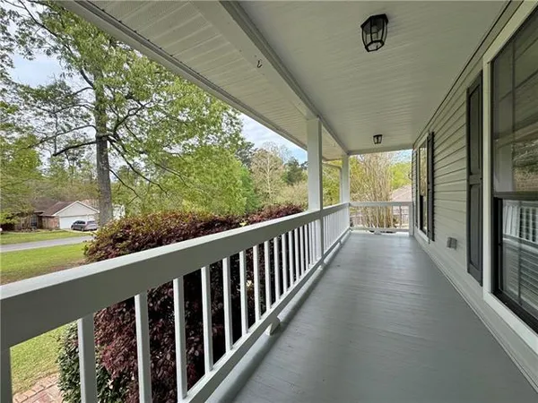 $349,999 | 106 Woodcreek Loop, Pineville, LA 71360
