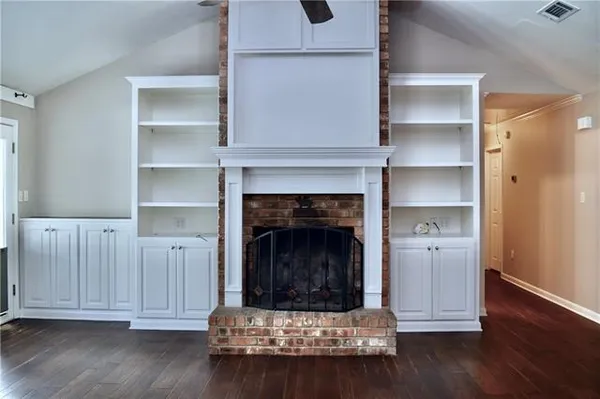 $349,999 | 106 Woodcreek Loop, Pineville, LA 71360