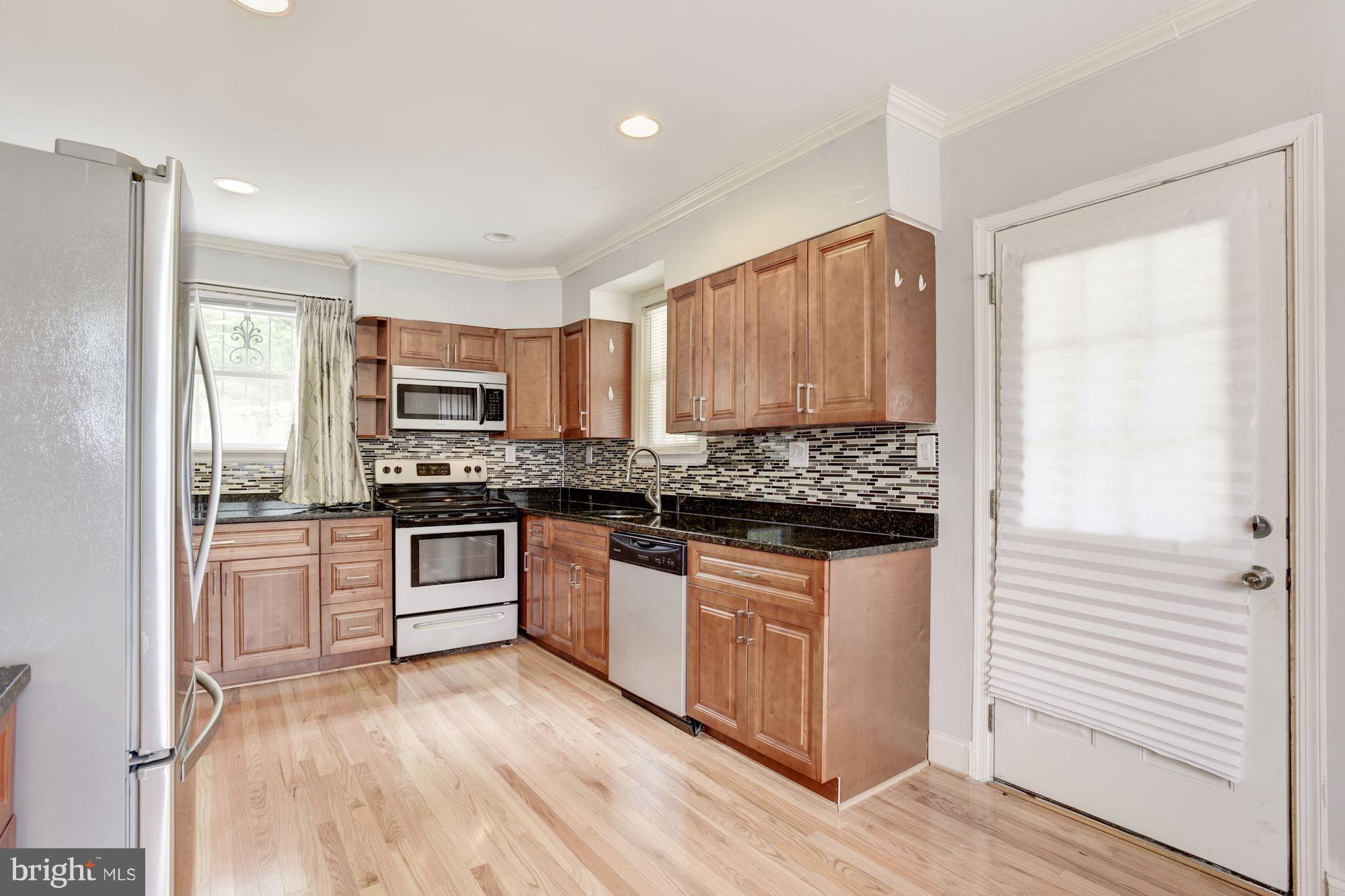 5207 Overcrest Road Baltimore, MD 21207 - Photo 14 of 27 Kitchen