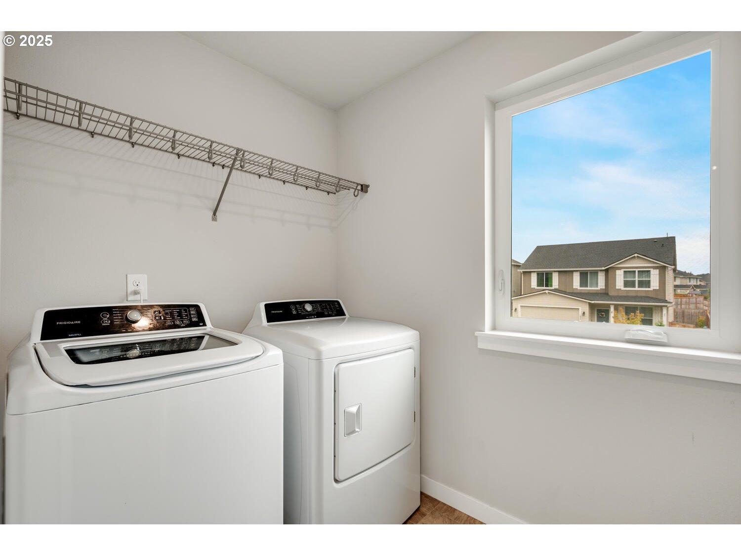 1809 Northeast 169th Street Ridgefield, WA 98642 - Photo 43 of 47 a utility room with dryer and washer