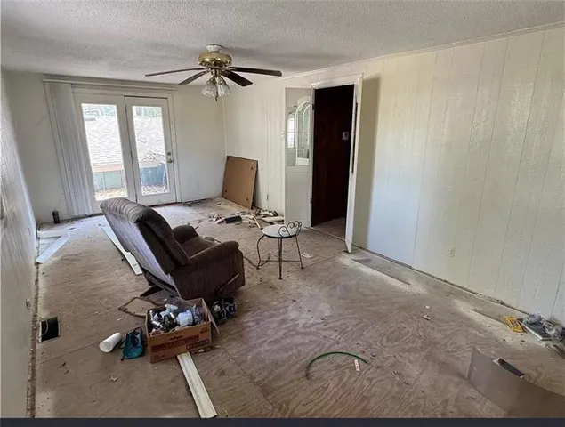 $149,999 | 25609 South Lake Annette Drive, Freeman, MO 64746