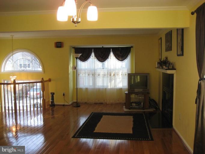 3012 Spice Bush Road Laurel, MD 20724 - Photo 11 of 29 Family Room