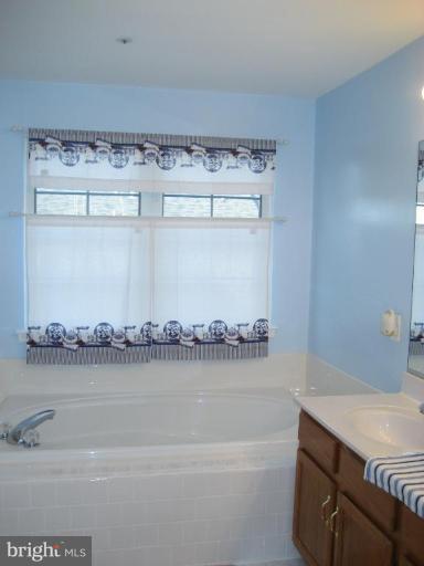3012 Spice Bush Road Laurel, MD 20724 - Photo 16 of 29 Master Bath