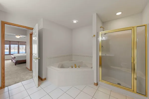 $724,000 | 12198 Oxford Court, Lemont, IL 60439
