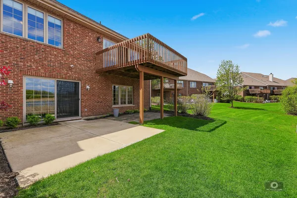 $724,000 | 12198 Oxford Court, Lemont, IL 60439
