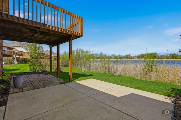 $724,000 | 12198 Oxford Court, Lemont, IL 60439