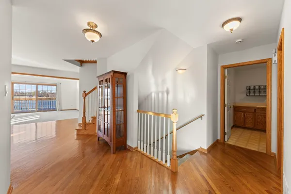 $724,000 | 12198 Oxford Court, Lemont, IL 60439
