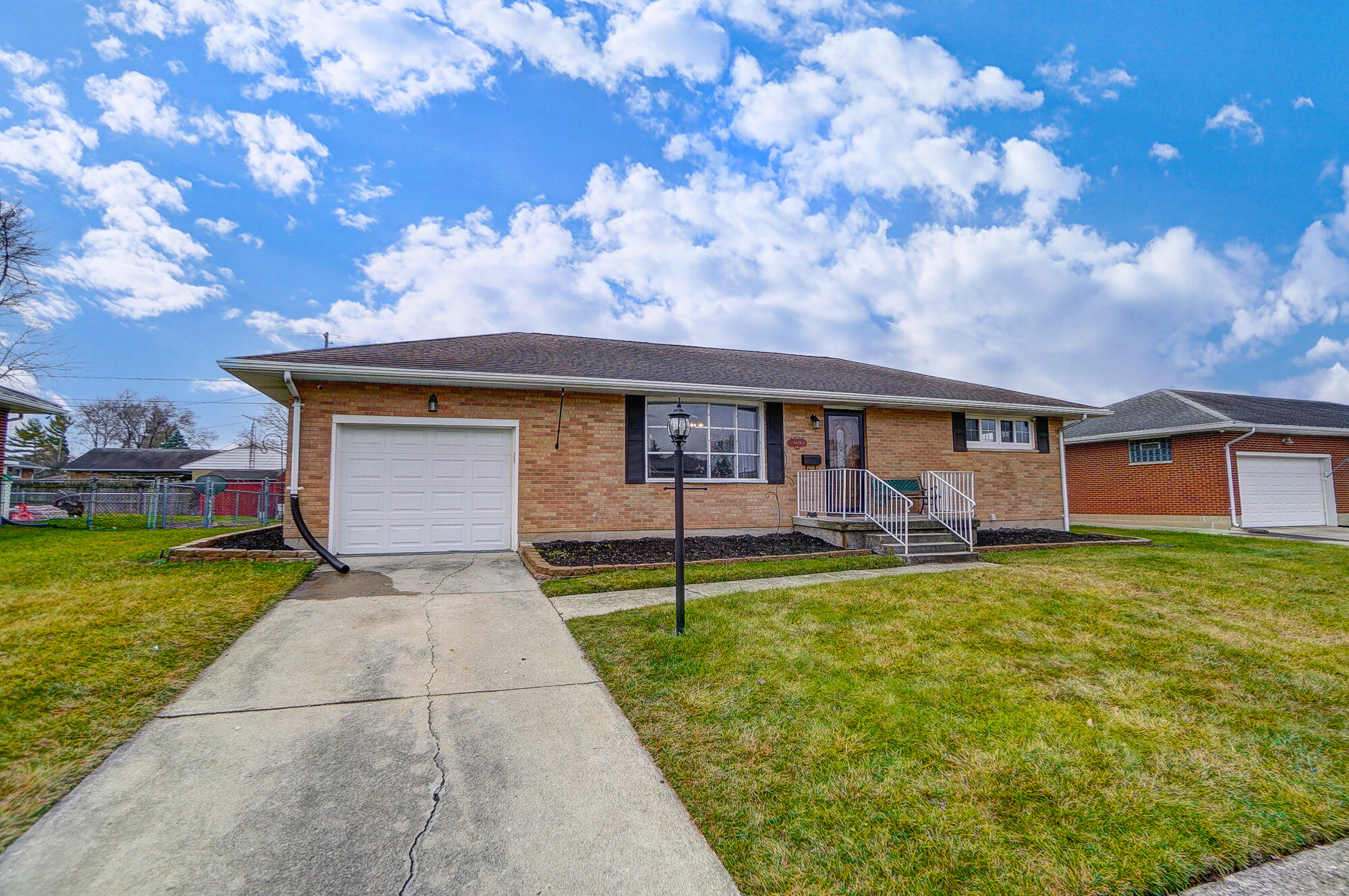 4429 Tulane Road Springfield, OH 45503 - Photo 3 of 32