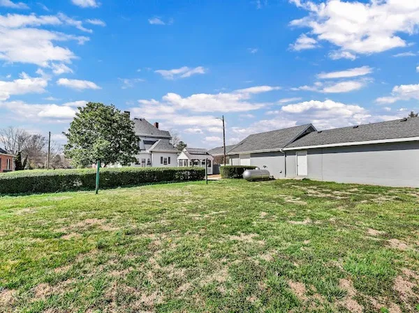 $365,000 | 428 North Main Street, Trenton, KY 42286