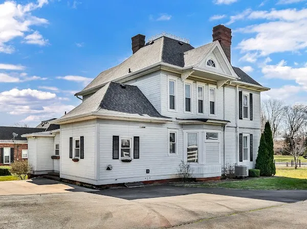 $365,000 | 428 North Main Street, Trenton, KY 42286