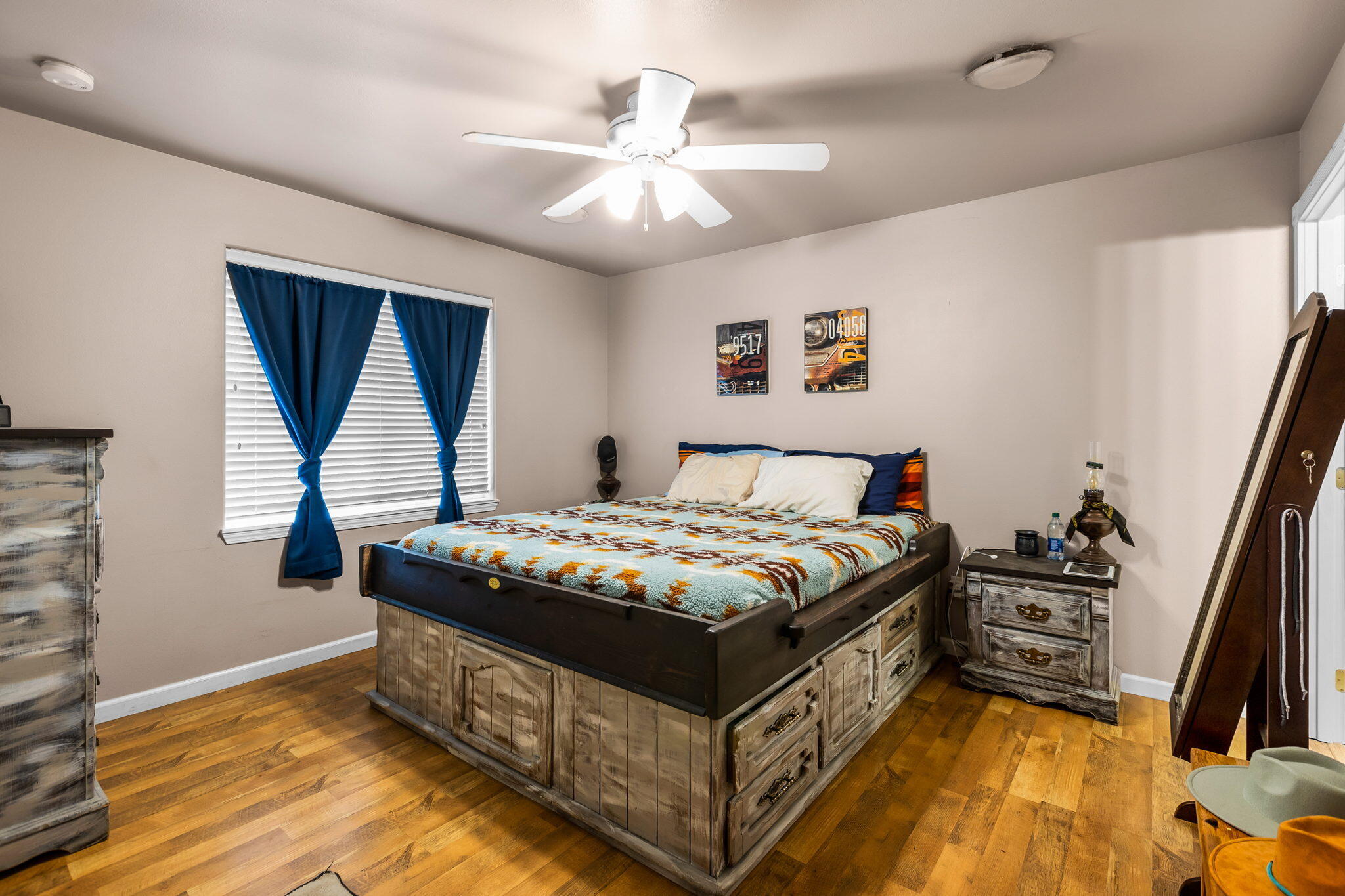 2108 Southwest 36th Street Redmond, OR 97756 - Photo 9 of 25 2022_03_17_2108_sw_36th_st_rdm-9