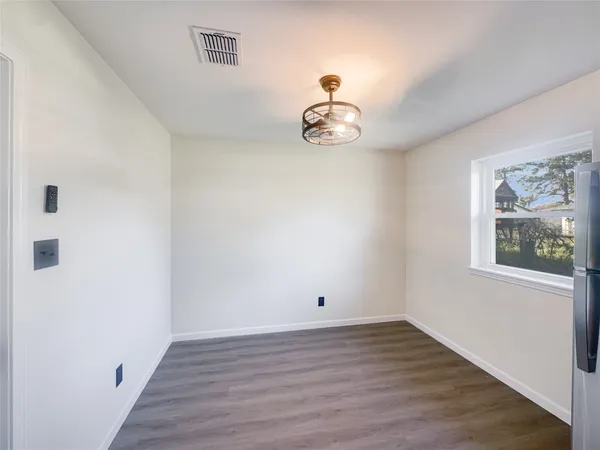 $1,800 | 5111 Seymour Drive, Houston, TX 77032