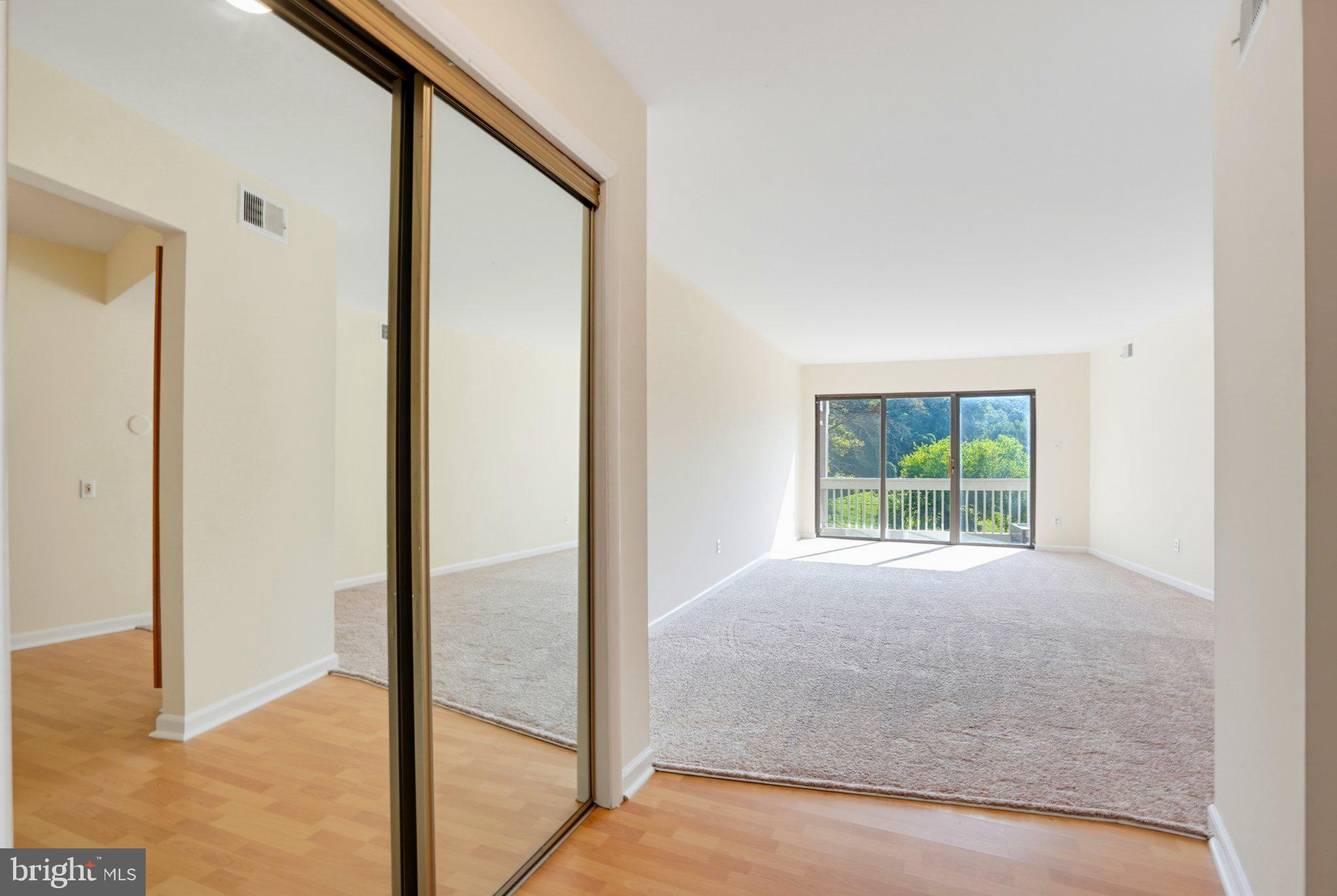5800 Royal Ridge Drive, Unit T Springfield, VA 22152 - Photo 2 of 12 Entry way and living room