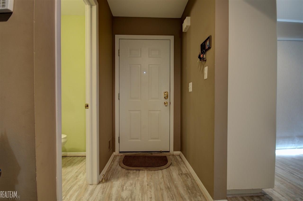 1510 Hidden Valley Lane Rochester Hills, MI 48306 - Photo 16 of 38