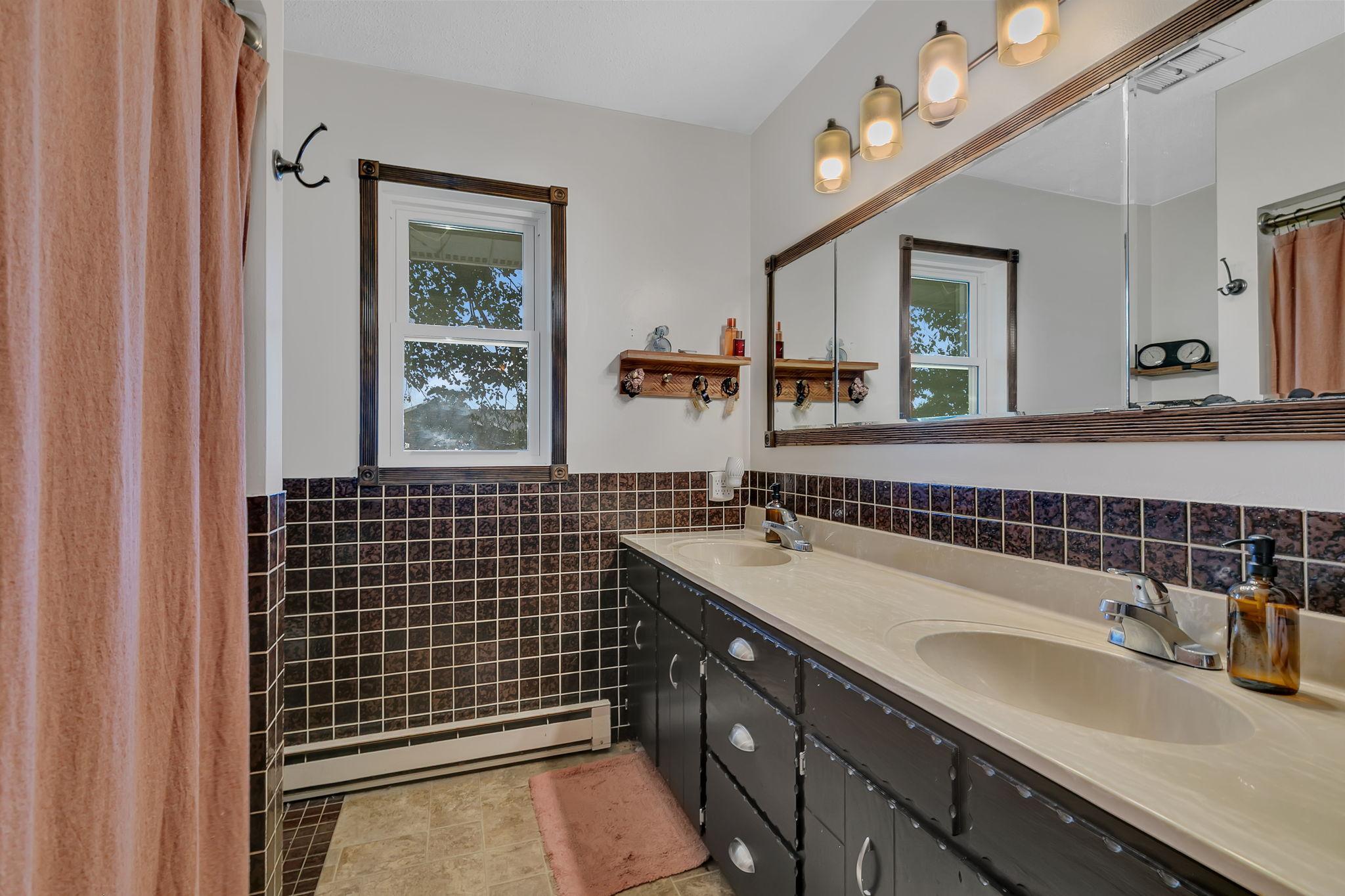316 8th Street Southeast Freeport, MN 56331 - Photo 18 of 31
