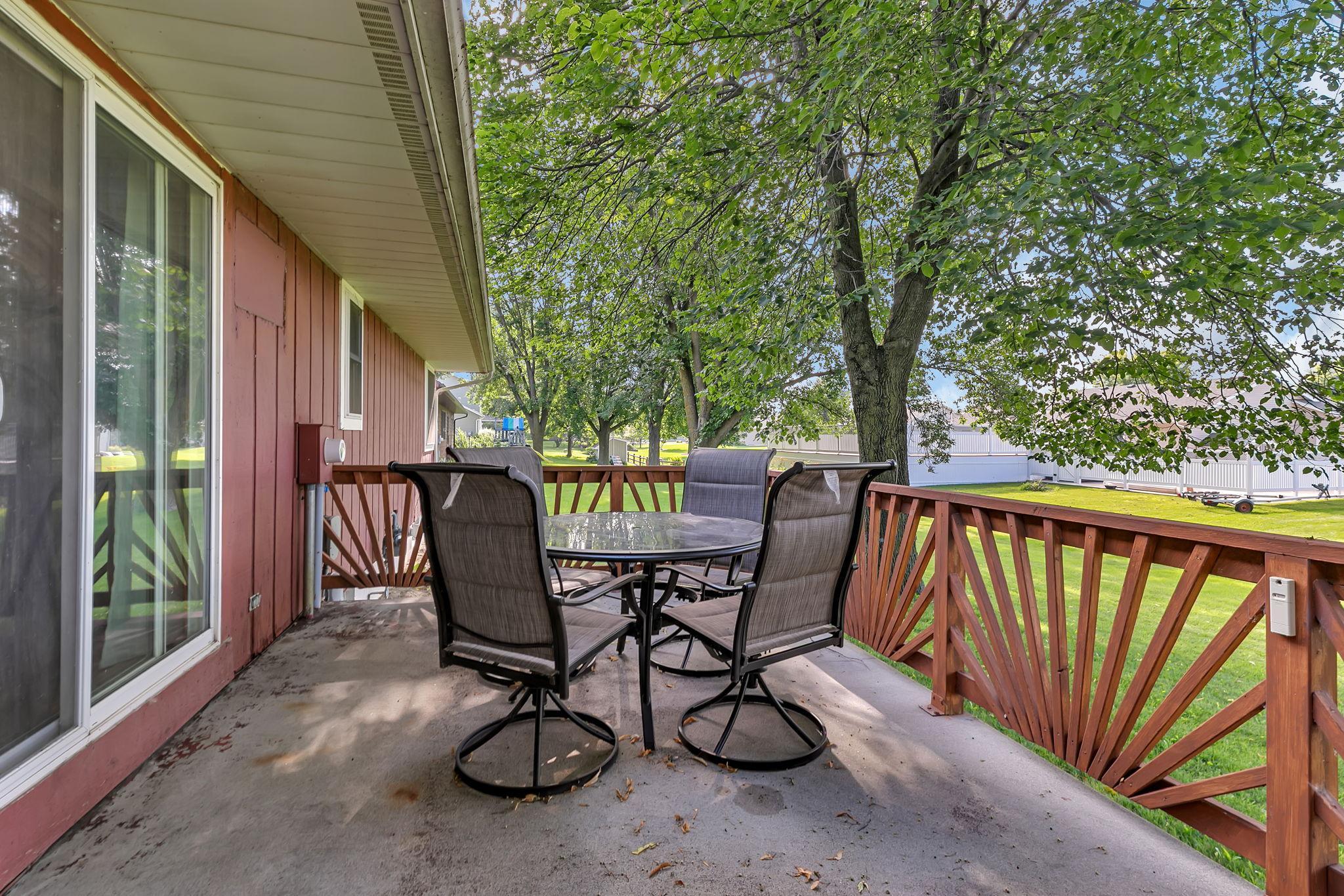 316 8th Street Southeast Freeport, MN 56331 - Photo 9 of 31