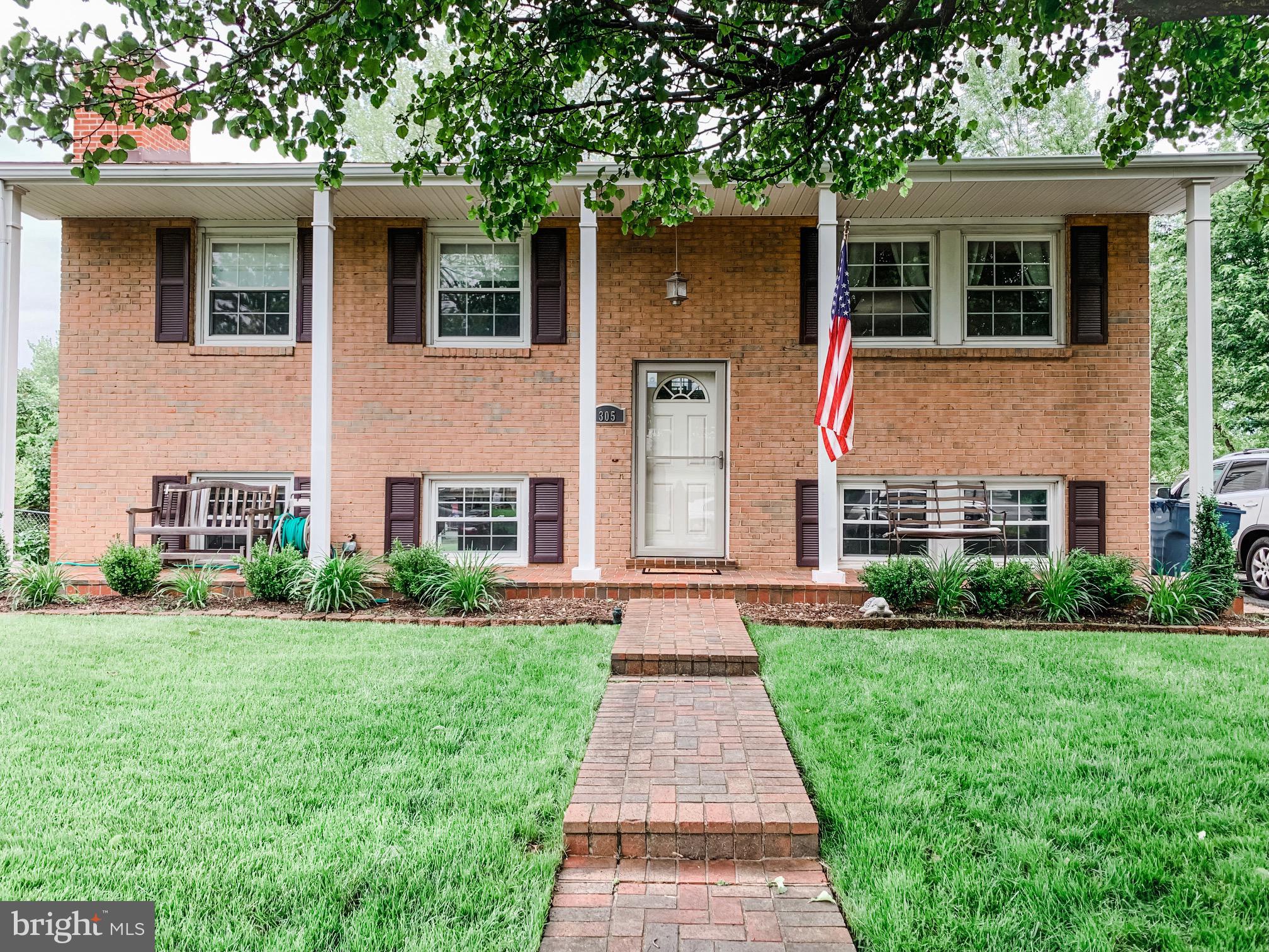 305 Williamsburg Road Sterling, VA 20164 - Photo 1 of 50 Gallery Image 1