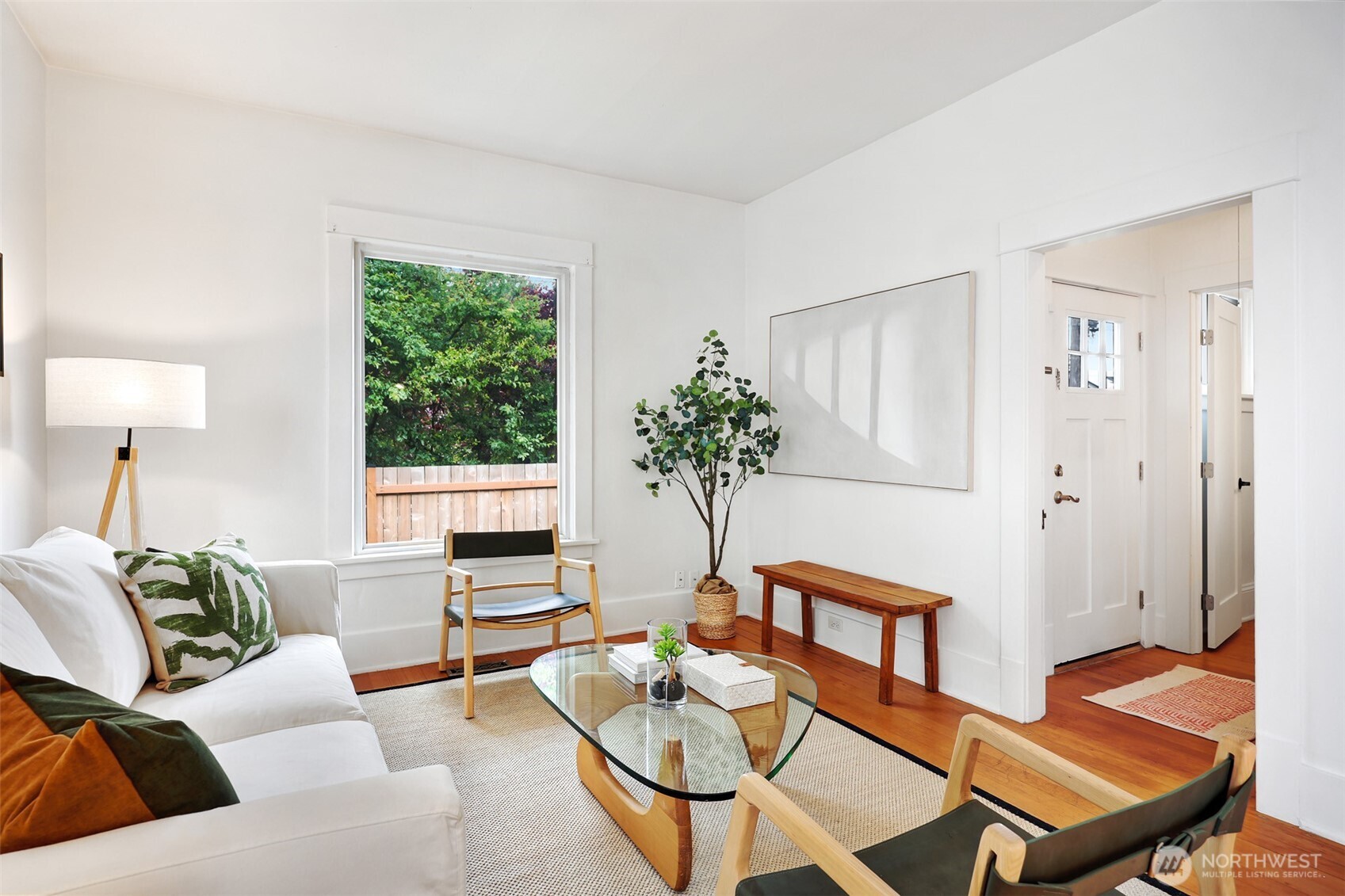 1117 North 84th Street Seattle, WA 98103 - Photo 4 of 28