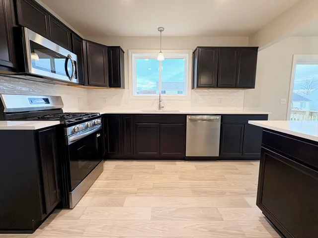 $417,500 | 4245 Butternut Drive, Wayland, MI 49348