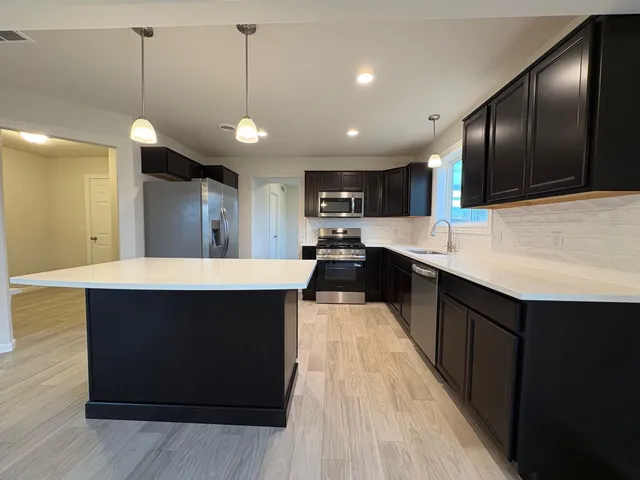 $417,500 | 4245 Butternut Drive, Wayland, MI 49348