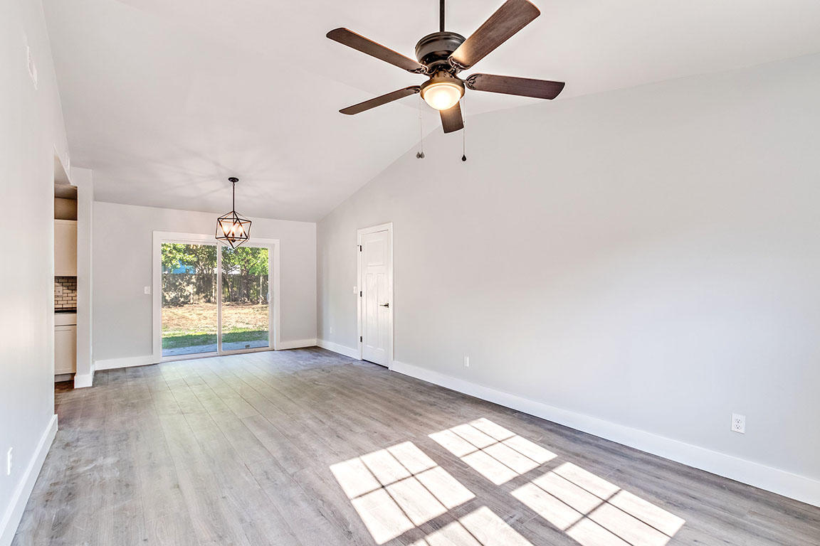518 Temple Road Ladson, SC 29456 - Photo 4 of 26 5