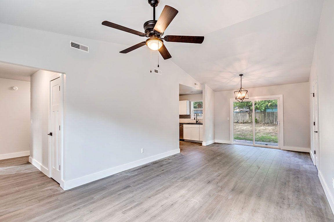 518 Temple Road Ladson, SC 29456 - Photo 5 of 26 6