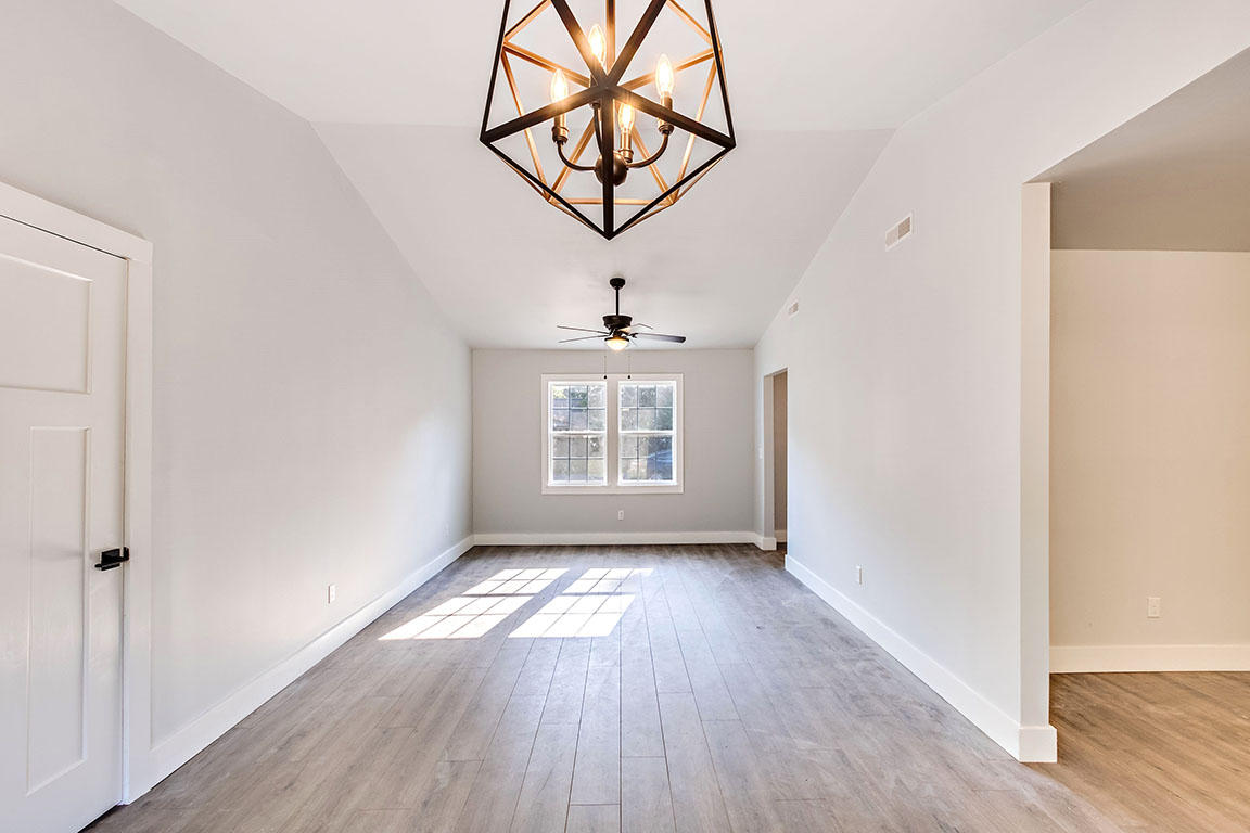 518 Temple Road Ladson, SC 29456 - Photo 7 of 26 8
