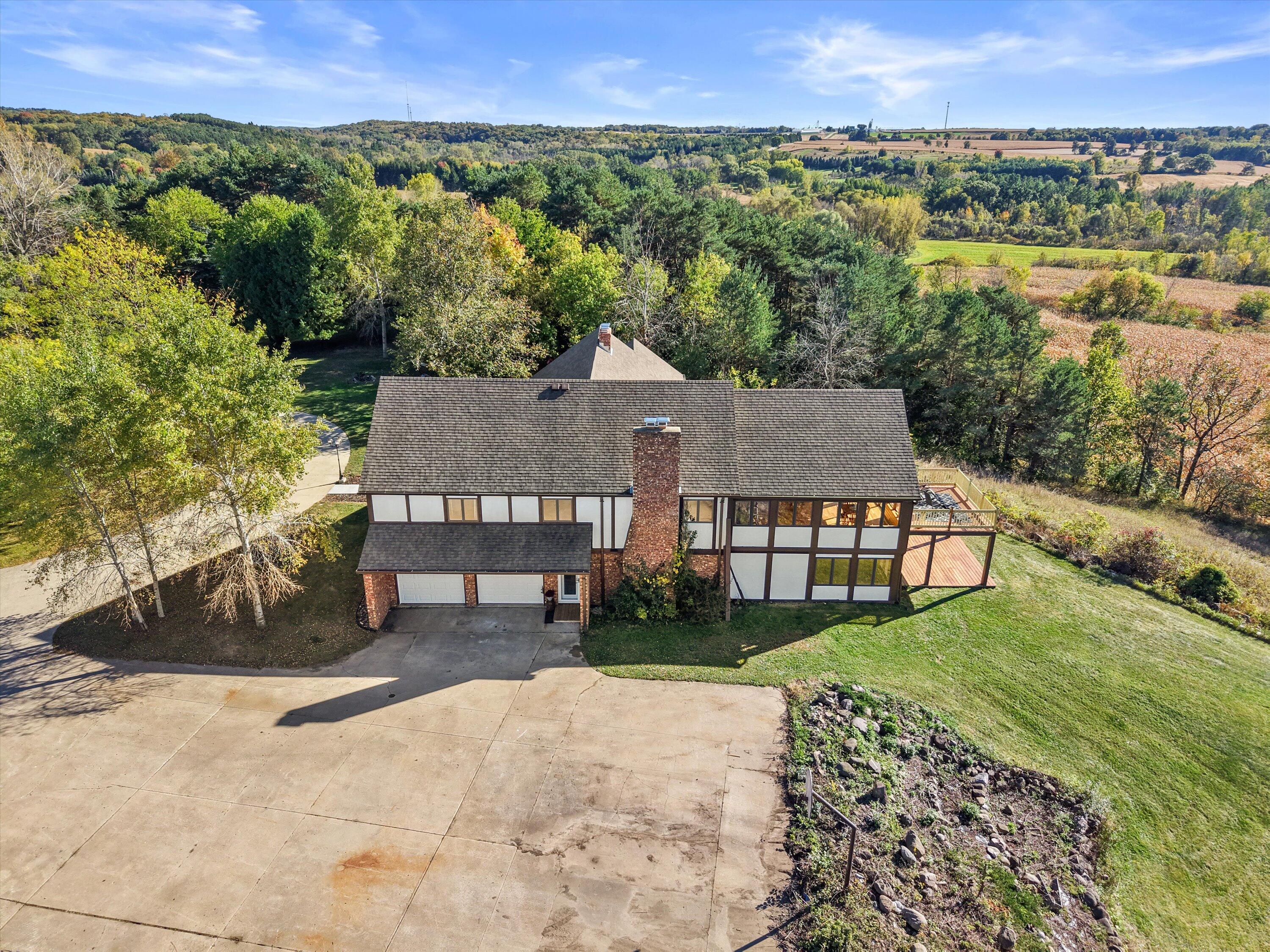 7165 Townline Road Addison, WI 53090 - Photo 64 of 66 015-DJI_20251008150523_0150_D