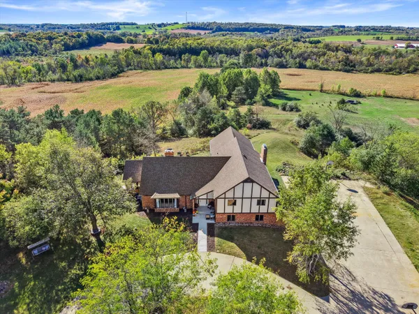 $1,074,900 | 7165 Townline Road, Addison, WI 53090