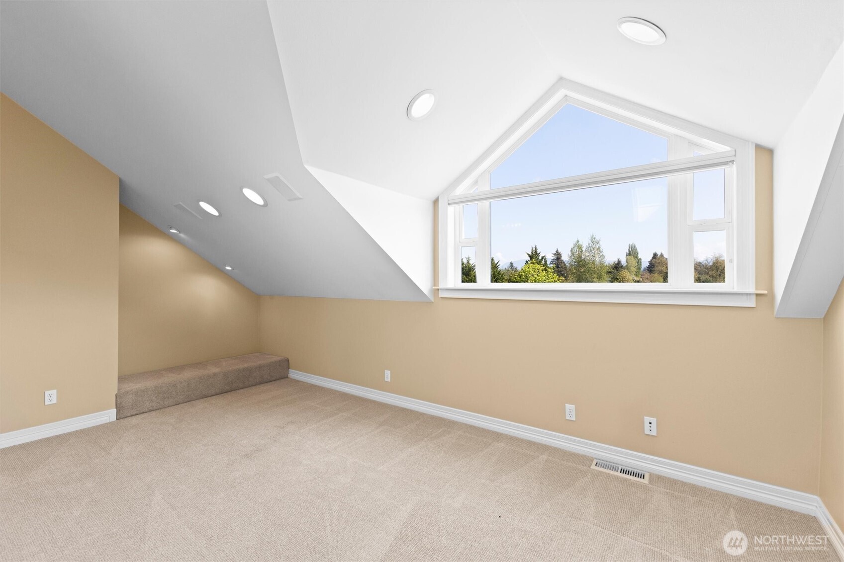 929 East Hemmi Road Bellingham, WA 98226 - Photo 20 of 40