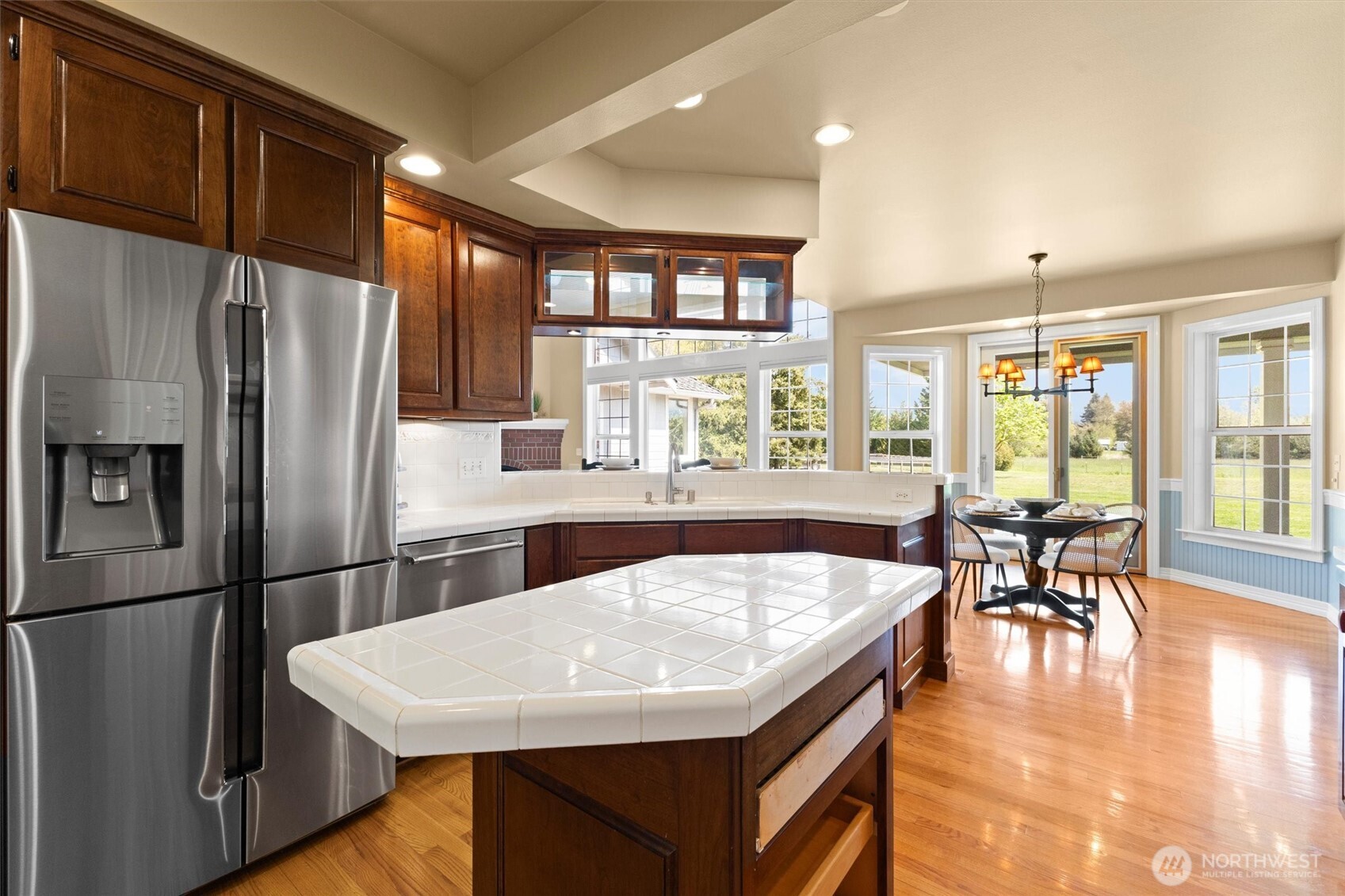929 East Hemmi Road Bellingham, WA 98226 - Photo 8 of 40