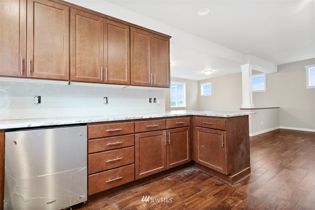 14913 Deception Road Anacortes, WA 98221 - Photo 5 of 18 Gallery Image 5