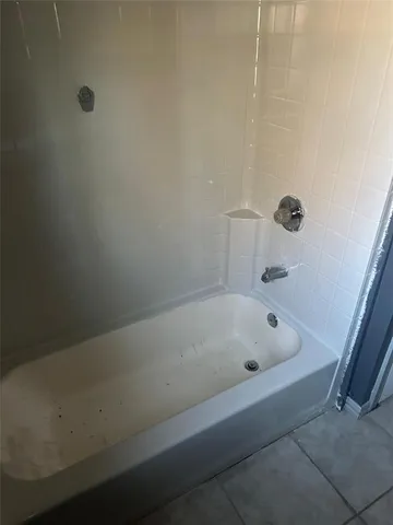 $1,800 | 1117 East Harvey Avenue, Fort Worth, TX 76104